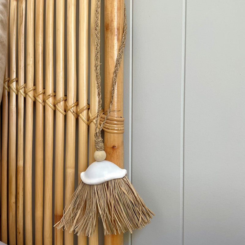 Castaway Seagrass & Shell Tassel