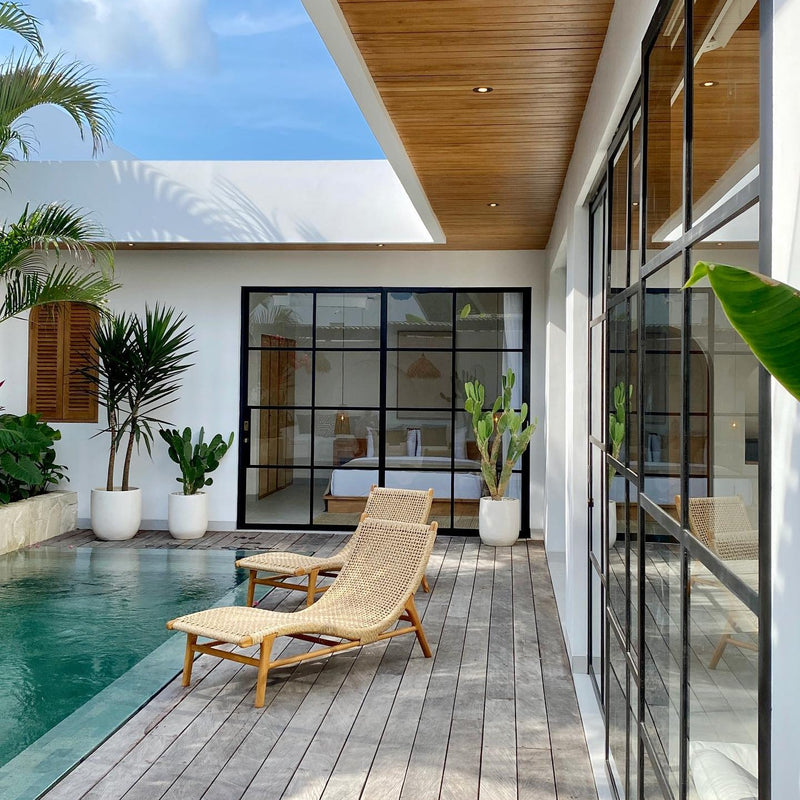 Zen Indoor/Outdoor Lounge Chair